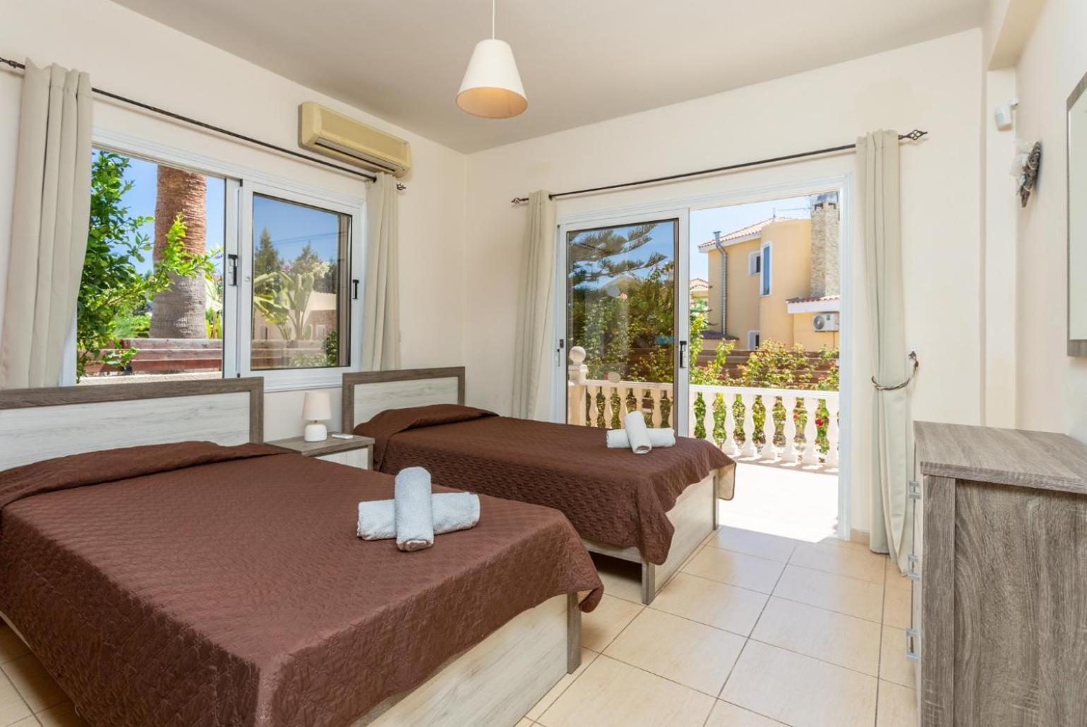Queens Paradise 1 Peyia Exterior photo